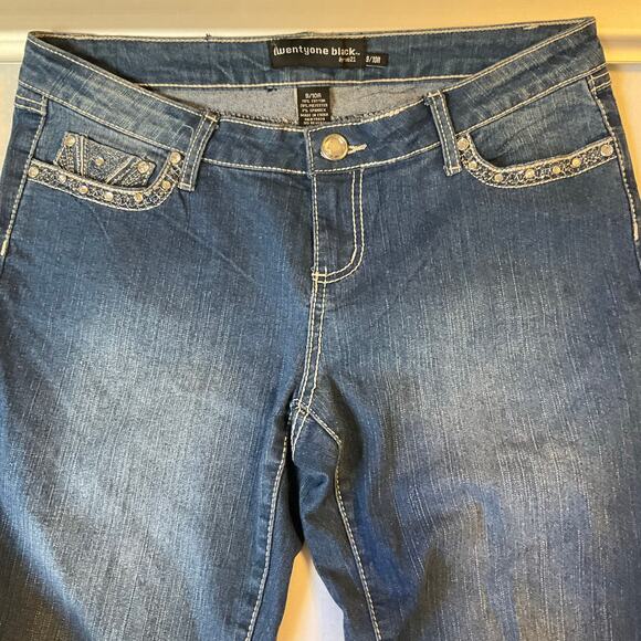Twentyone Black By Rue21 Women Flared Jeans size 9/10R Blue Mid Rise Stretch - Picture 10 of 11
